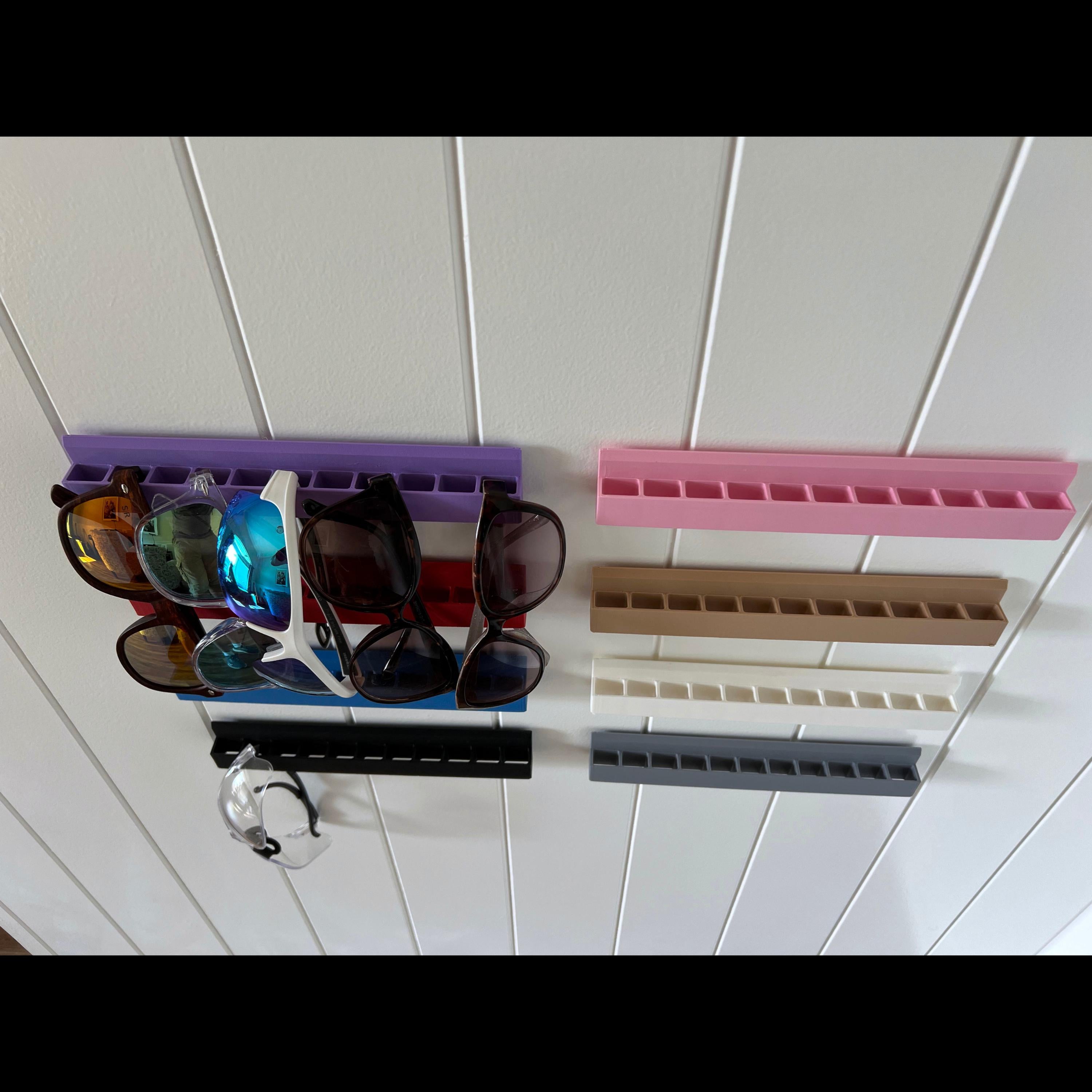 Horizontal Sunglasses Holder Organizer Rack – Space-Saving Wall/Closet Mount for Eyewear Storage at Home